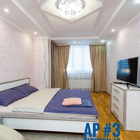 Центр. Хмельницького. 2 Спальні Ternopil Kültér fotó